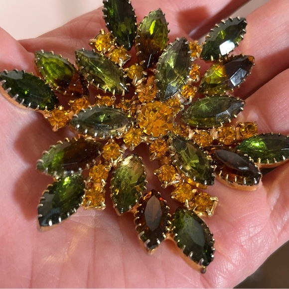 Vintage Antique Retro Juliana Oversized Crystal Amber Avocado Green Gold Brooch - Picture 3 of 12